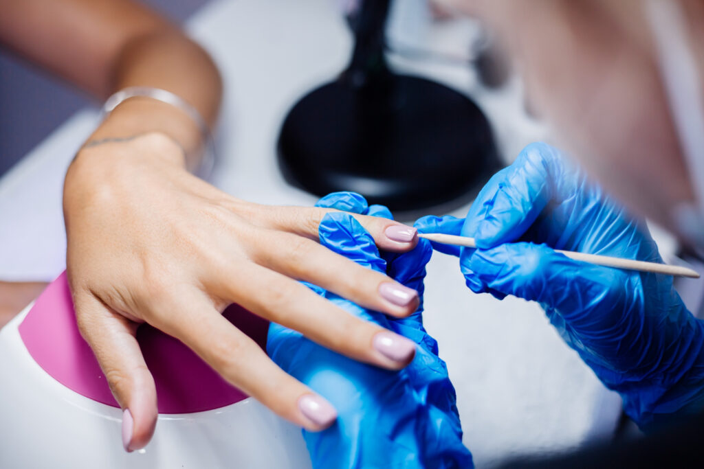 Uñas Acrílicas o de Gel | Luxx Medical Spa en Tampa